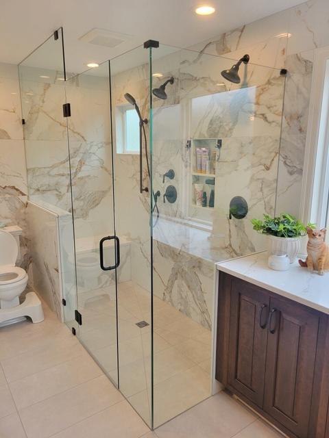 Frameless corner on a knee wall